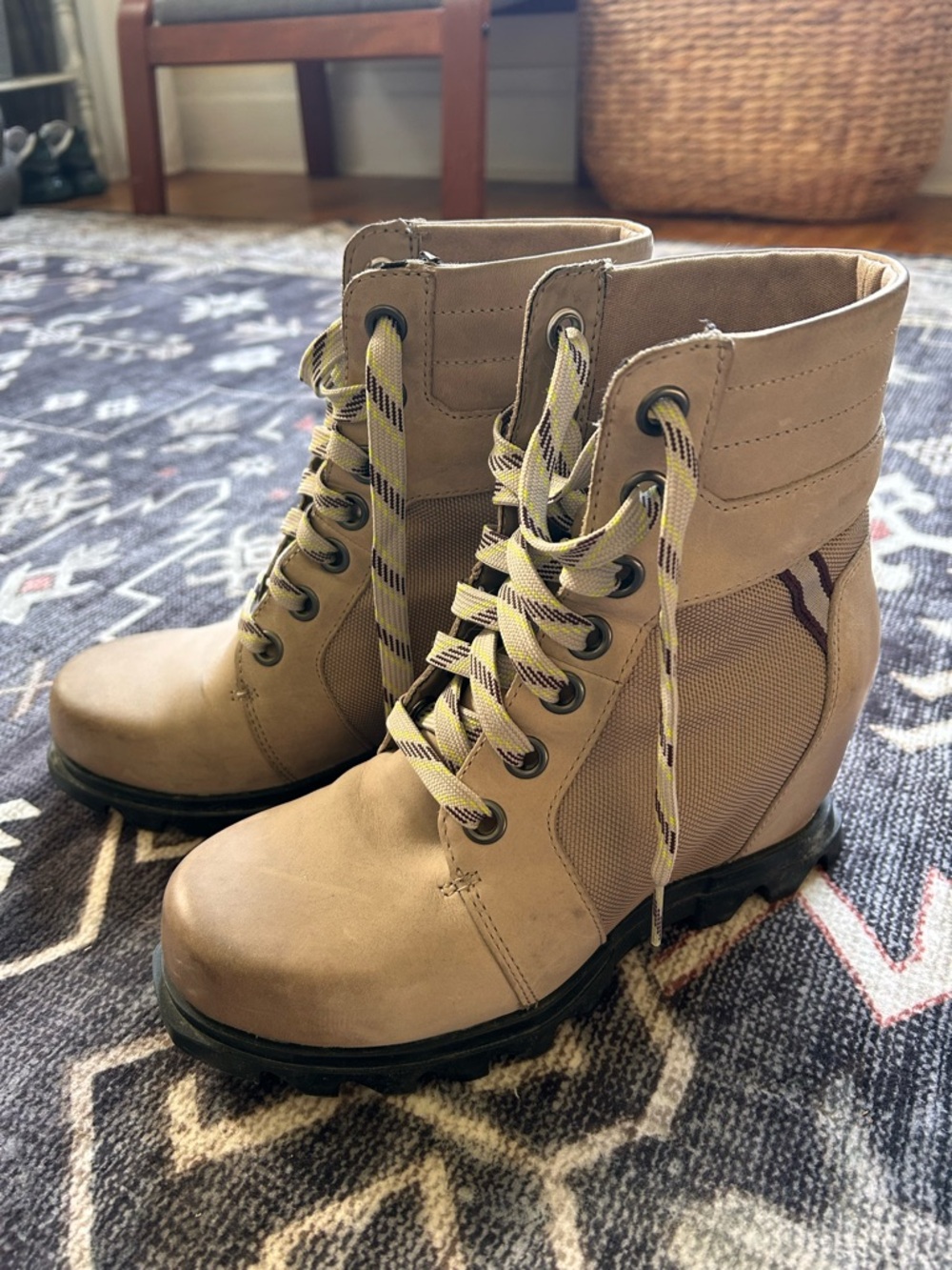 Sorel Joan of Arctic Wedge III Lexie Lace-Up Ankle Bootie in Quarry Sz 7